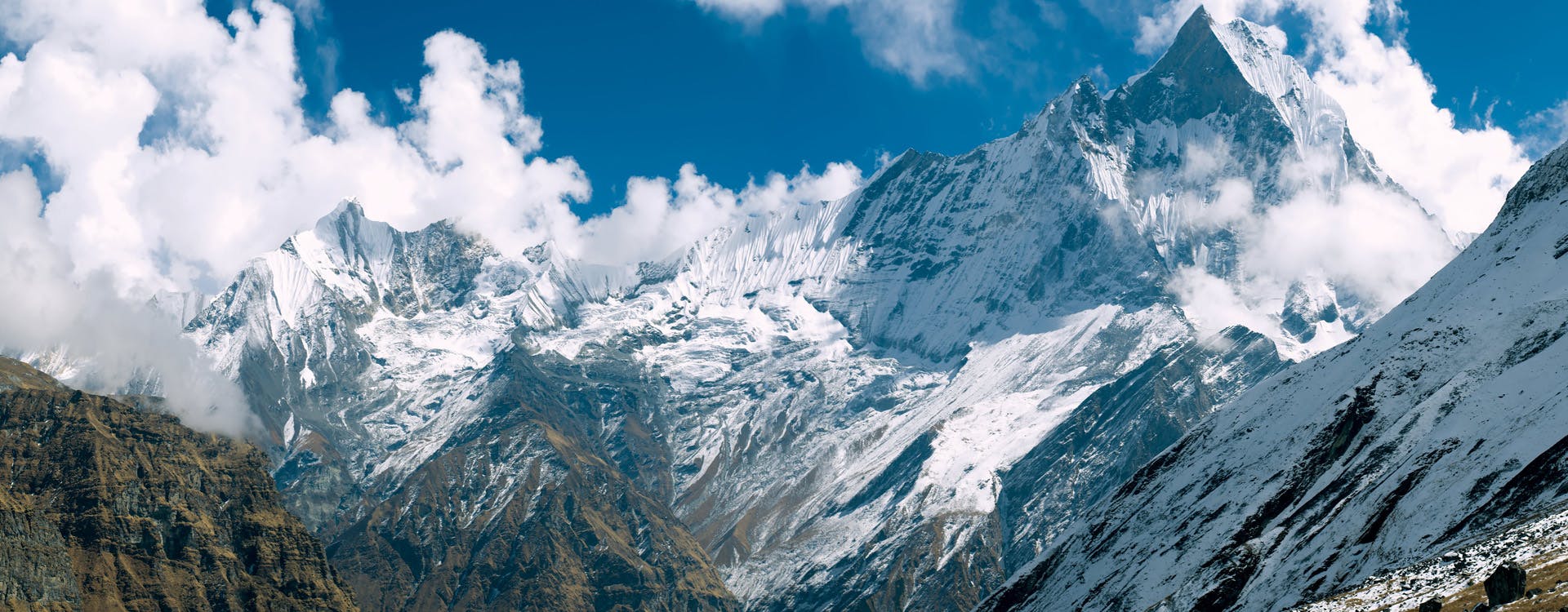 Annapurna Base Camp Trek: A complete Himalayan Journey