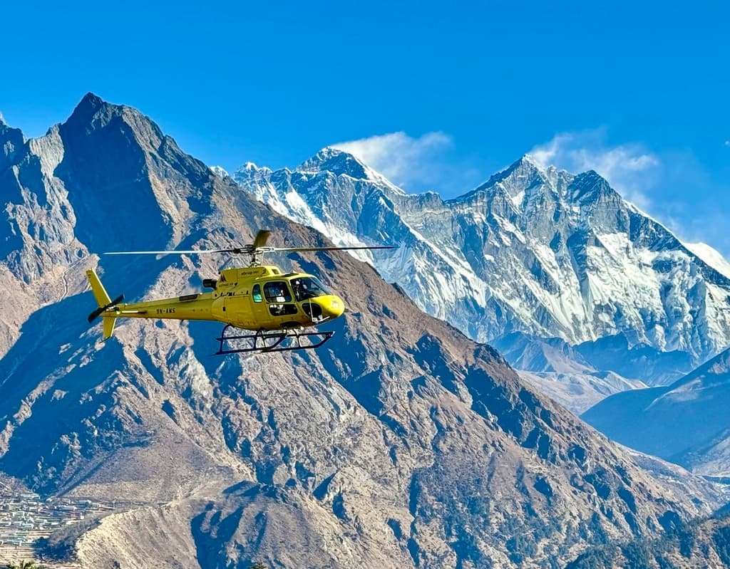 Luxury Everest Trek with Heli Return
